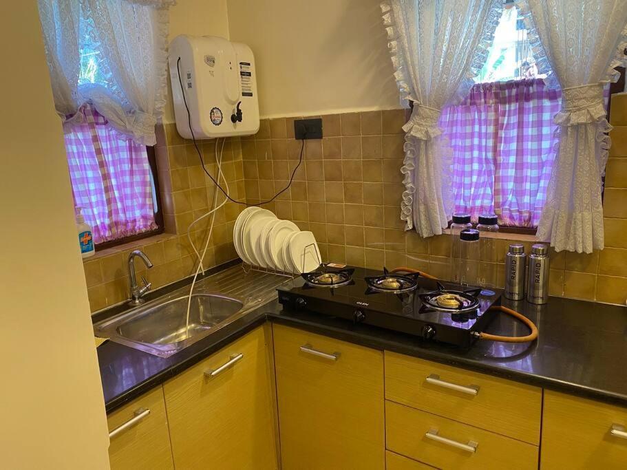 1 Bhk Luxury Beachside Homestay In South Goa ベタルバティム エクステリア 写真